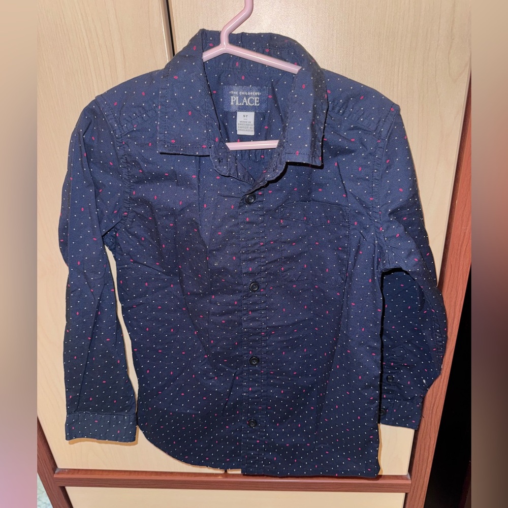 The Children’s Place Boys 5T Navy Polka Dot Button Down Shirt